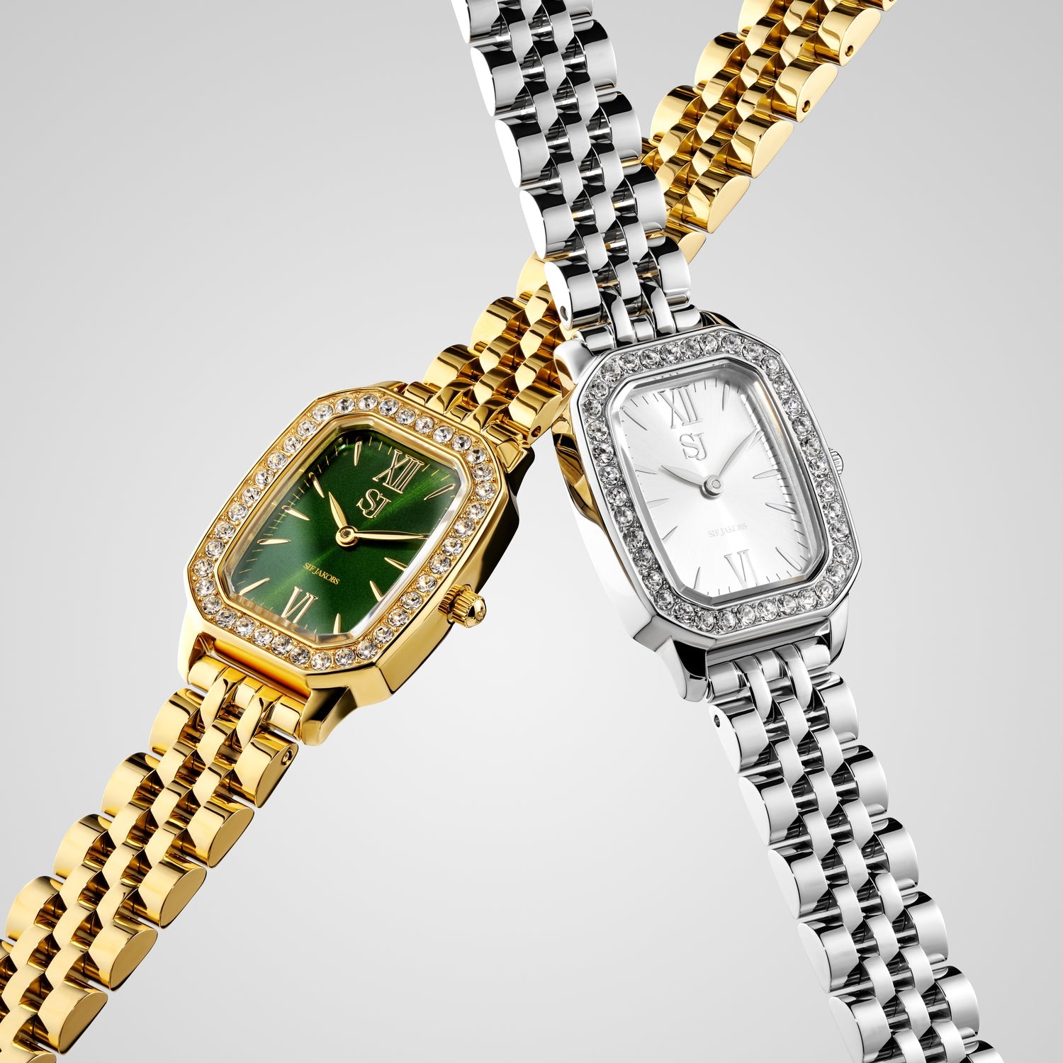 Stainless steel Silver|Stainless steel Silver
Silver dial and white zirconia
